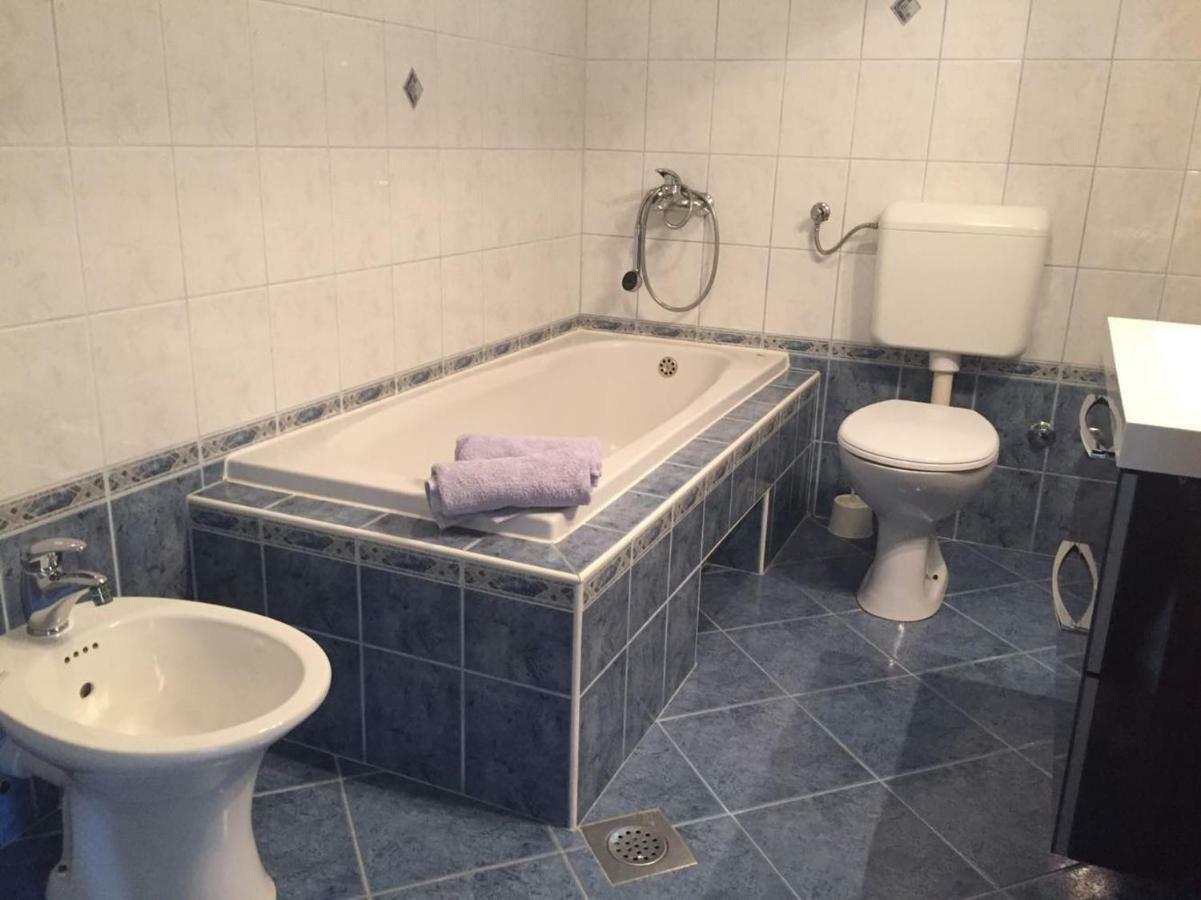 Apartment Stela Rab Town Buitenkant foto